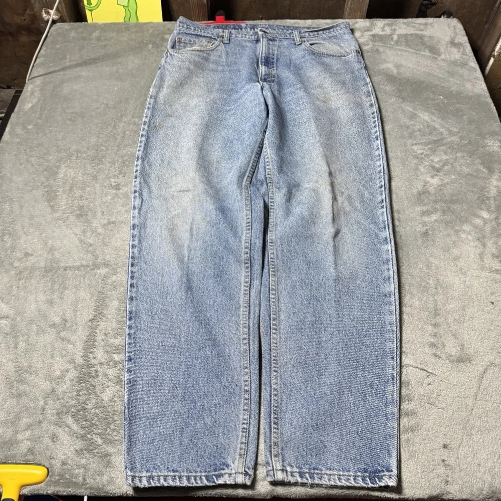 Vintage 90s Levi's 550 Relaxed Fit Jeans, Light Mud Wash Denim 36x30 (33x29.5)